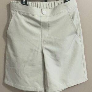 Nike boys stretch Shorts in Light Khaki , size 7 , like new